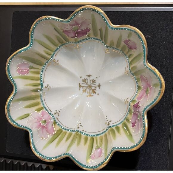 Japanese Hand painted Bone China Footed Nut‎ Bowl Set With 6 Bowls